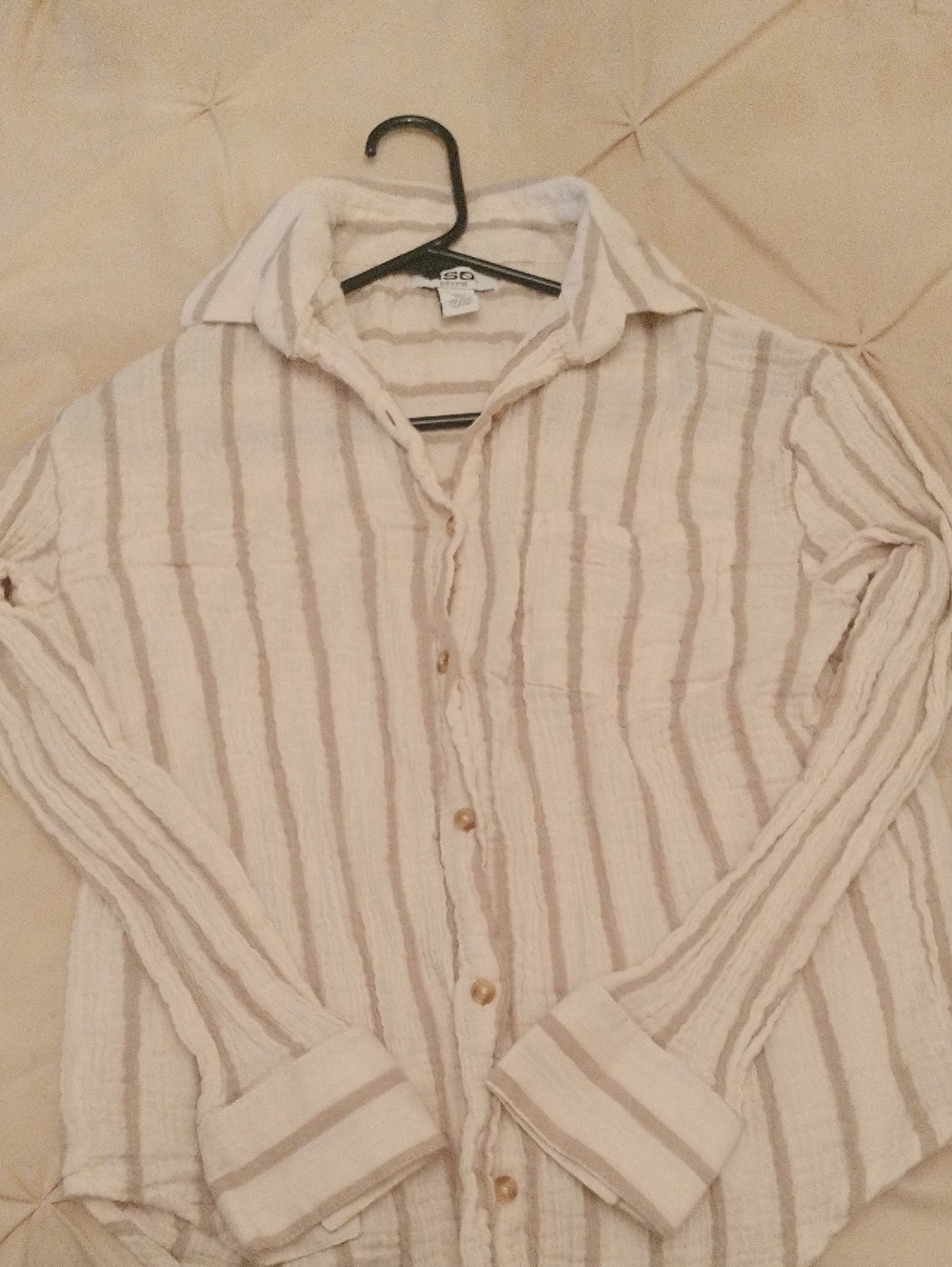 RSQ Women’s Cream and Tan Striped Button-Down Shirt